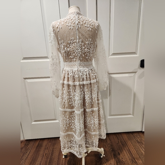Ivy City Co Sicily White Champagne Floral Lace Midi High Neck Long Sleeve Dress - Picture 2 of 10